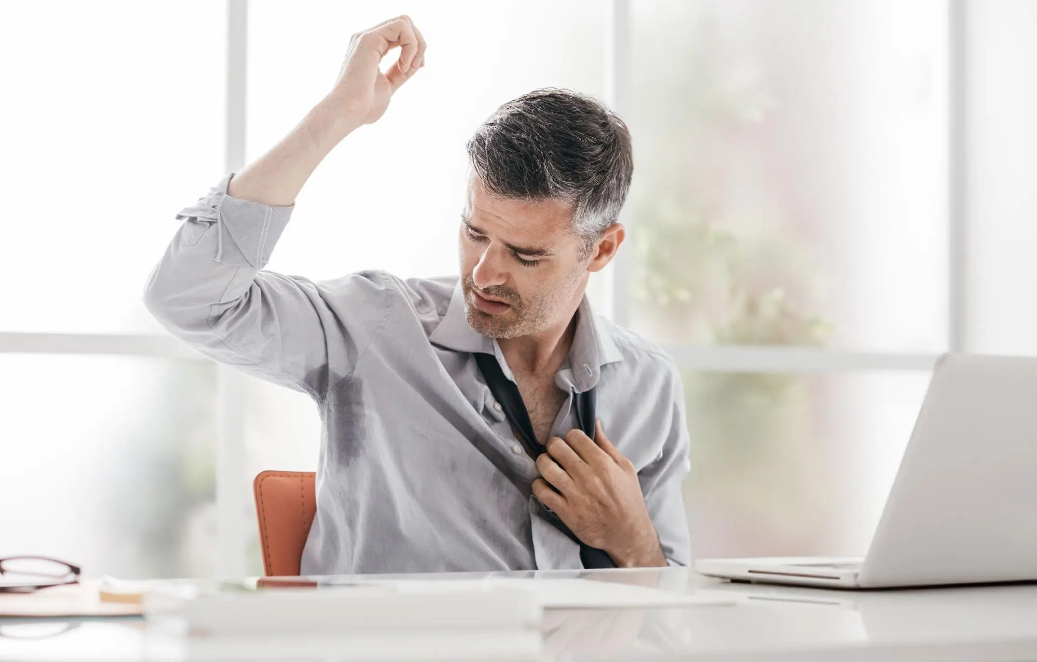 what cause hyperhydrosis
